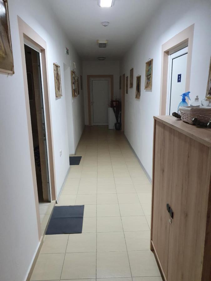 Rooms Lagat โตรยัน ภายนอก รูปภาพ