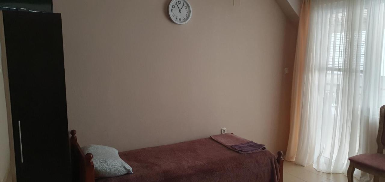 Rooms Lagat โตรยัน ภายนอก รูปภาพ