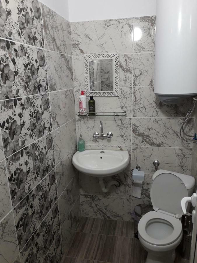 Rooms Lagat โตรยัน ภายนอก รูปภาพ